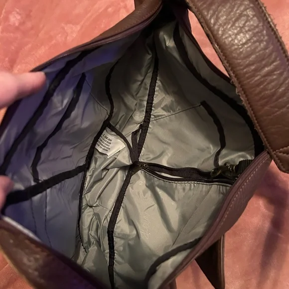 LL Bean Brown Leather Sling AmeriBag - Picture 3 of 14